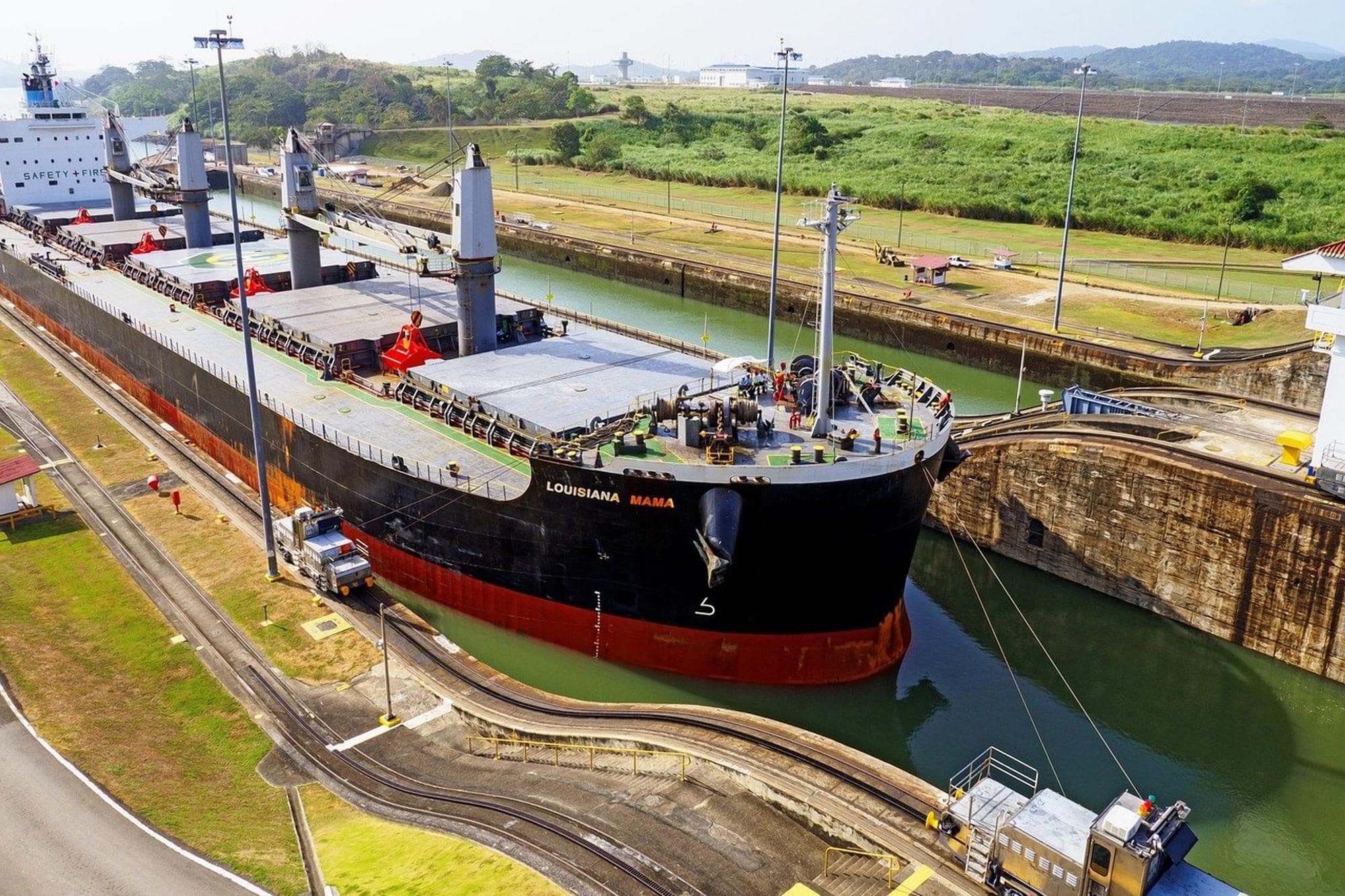 Kanał panamski Jak zmienił żeglugę między oceanem spokojnym i atlantyckim